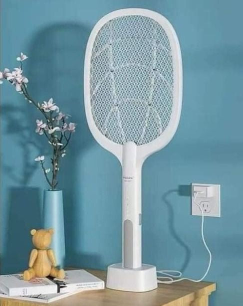Raquette électrique anti-moustique
