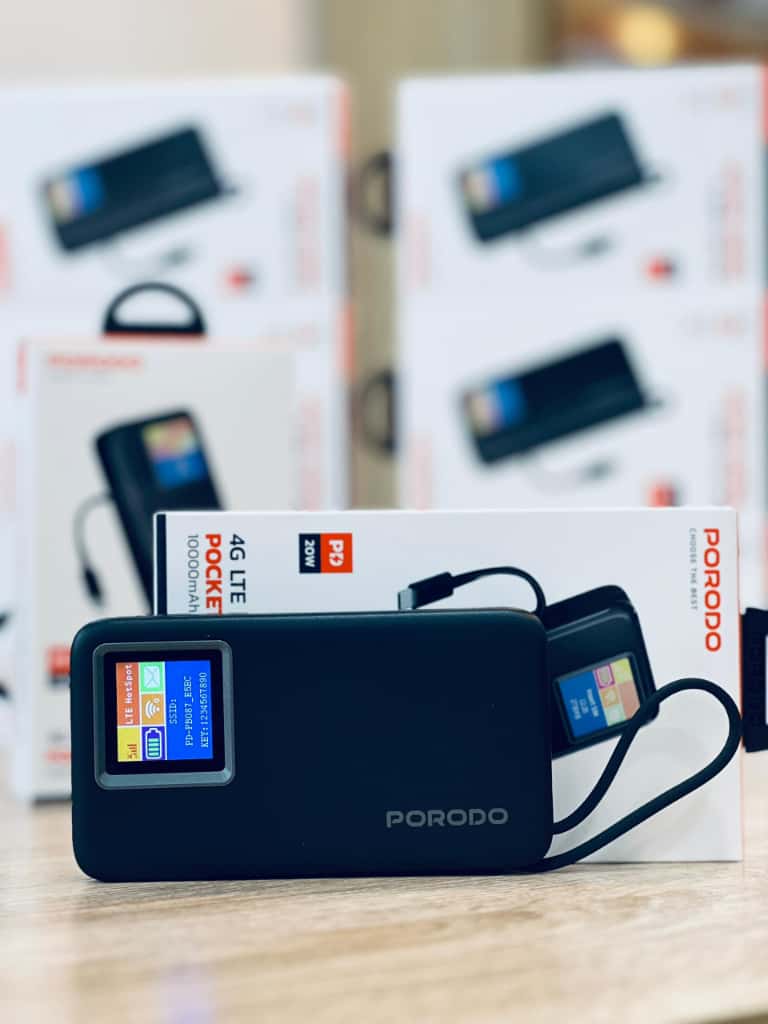 Pocket WiFi Porodo à écran + PowerBank Intégrer